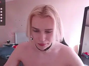 Stripchat Live Sex Cam of rainbow__salt
