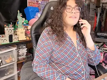 Stripchat Sex Cam of ShinyCherub