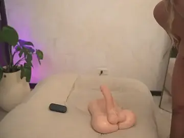 Stripchat Free Porn Cam of Natasha_Smith09