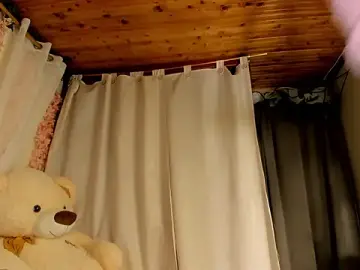 Stripchat Sex Cam of CamilaaRosseX
