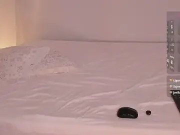 Stripchat Live Sex Cam of Lia_Sweett_