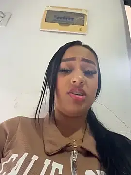 Stripchat Live Sex of Luisa_Fernandaa