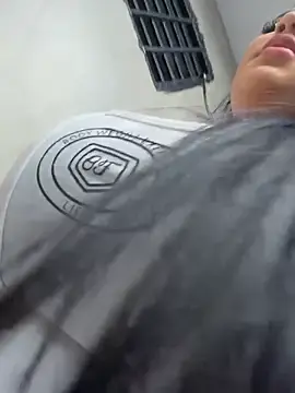 Stripchat Watch Live Sex Cams of Luisa_Fernandaa