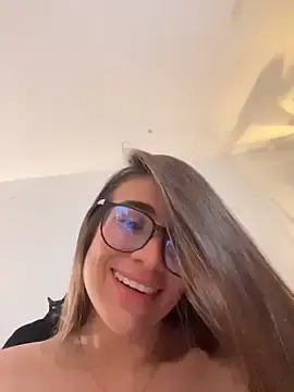 Stripchat Nude Webcam of MariaIsabella8