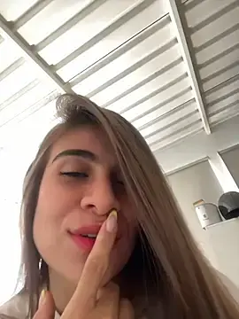 Stripchat Live Sex of MariaIsabella8