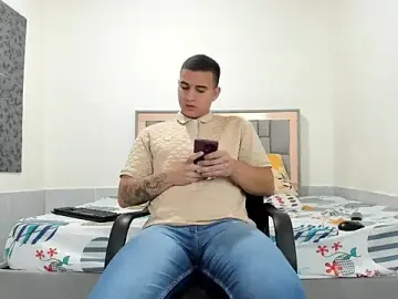 Stripchat Live Sex of simookeler