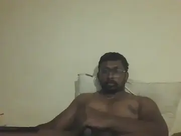 Stripchat Nude Webcam of Straightchennaibull