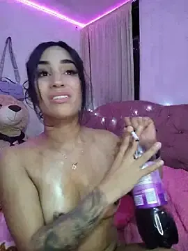 Stripchat Free Porn Cam of _nathaly_sweet