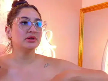 Stripchat Free Porn Cam of JasmineRhodes