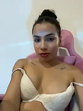 Stripchat Free Porn Cam of Tiphani_walker_