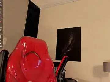 Stripchat Free Live Porn of DannSmmith