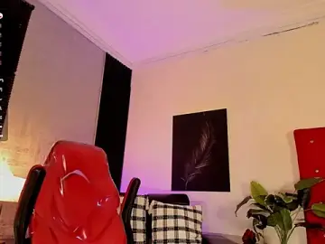 Stripchat Sex Cam of DannSmmith