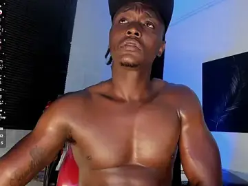 Stripchat Live Sex Cam of DannSmmith