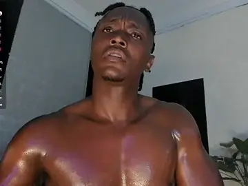 Stripchat Sex Cam of DannSmmith