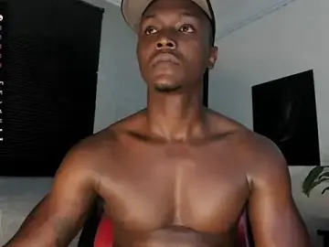 Stripchat Live Porn of DannSmmith