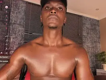 Stripchat Live Sex Cam of DannSmmith
