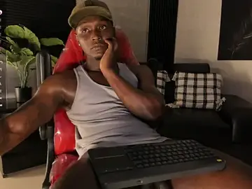 Stripchat Live Porn of DannSmmith