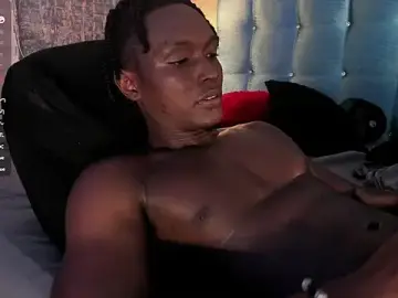Stripchat Watch Live Sex Cams of DannSmmith