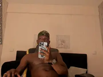 Stripchat Best live sex cam show of DannSmmith