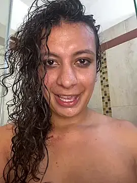 Stripchat Nude Webcam of LaColorina_