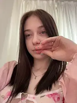 Stripchat Sex Cam of MiraXS