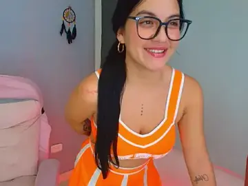 Stripchat Live Sex Cam of carla_rossin