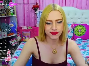 Stripchat Live Porn of golden_girl01