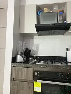 Stripchat Free Live Porn of isa_p