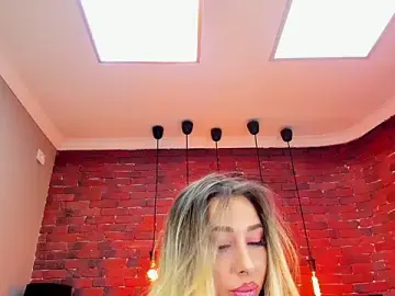 Stripchat Live Sex Cam of ChristynaRoss