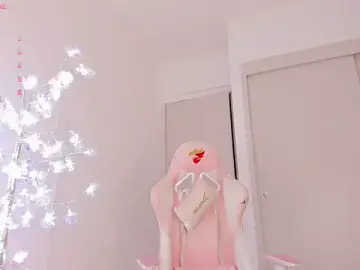 Stripchat Adult Webcams of mia_yourmommy