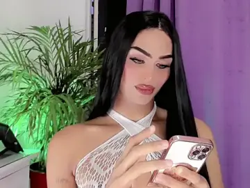 Stripchat Live Sex Cam of amal_baddell