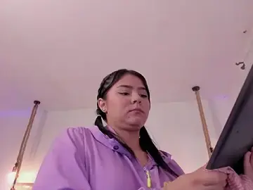 Stripchat Live Sex Cam of Oriana_Guzman