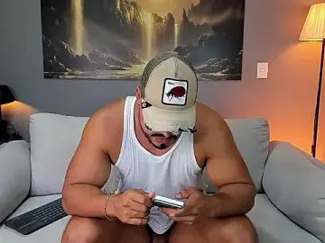 Stripchat Watch Live Sex Cams of ApoloMakris