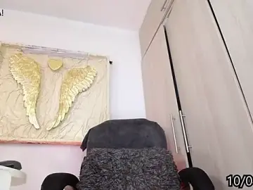 Stripchat Free Porn Cam of camilasexy111