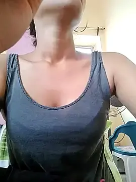 Stripchat Adult Webcam of MISSQUEEN48