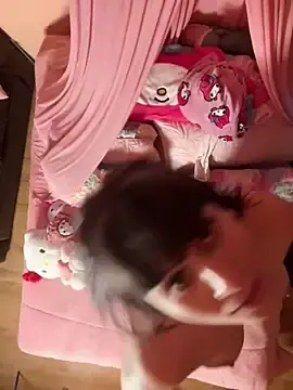 Stripchat Free Live Porn of Renooh