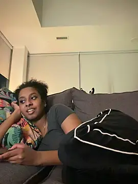 Stripchat Free Live Porn of Your_Paris