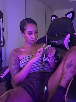 Stripchat Adult Webcams of Your_Paris