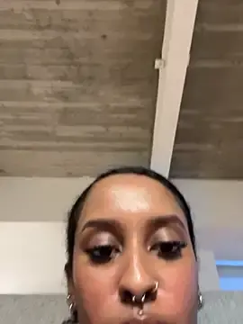 Stripchat Watch Live Sex Cams of Your_Paris