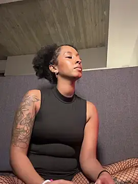 Stripchat Nude Webcam of Your_Paris