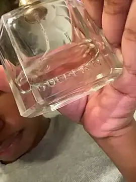 Stripchat Live Sex Cam of Your_Paris