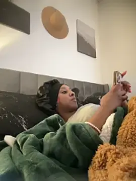 Stripchat Free Live Porn of Your_Paris