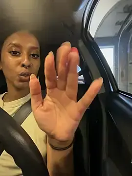 Stripchat Adult Webcams of Your_Paris