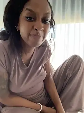 Stripchat Best live sex cam show of Your_Paris