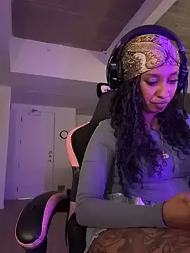 Stripchat Nude Webcam of Your_Paris