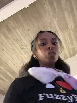 Stripchat Adult Webcams of Your_Paris