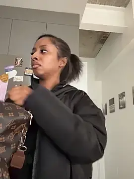 Stripchat Best live sex cam show of Your_Paris