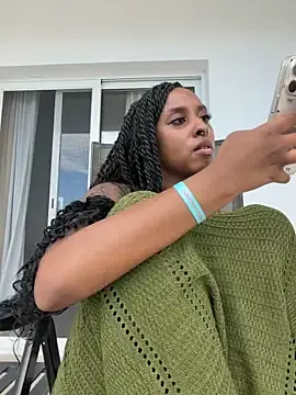 Stripchat Watch Live Sex Cams of Your_Paris