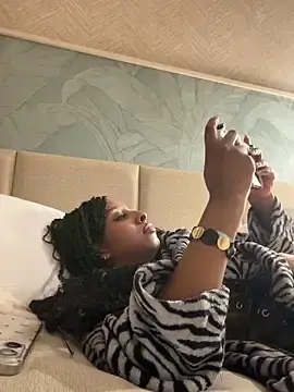 Stripchat Live Sex of Your_Paris