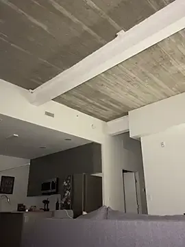 Stripchat Live Sex Cam of Your_Paris